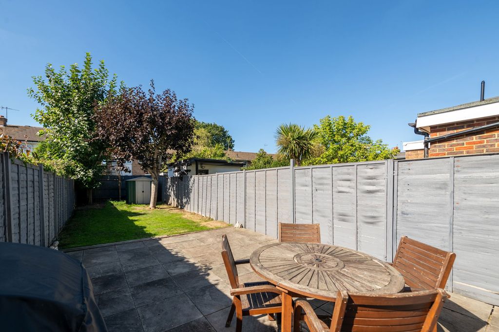 Property photo 2 of 16