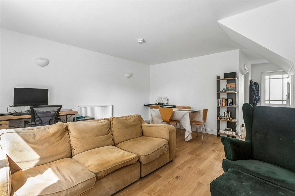 Property photo 2 of 13 Picture No. 29