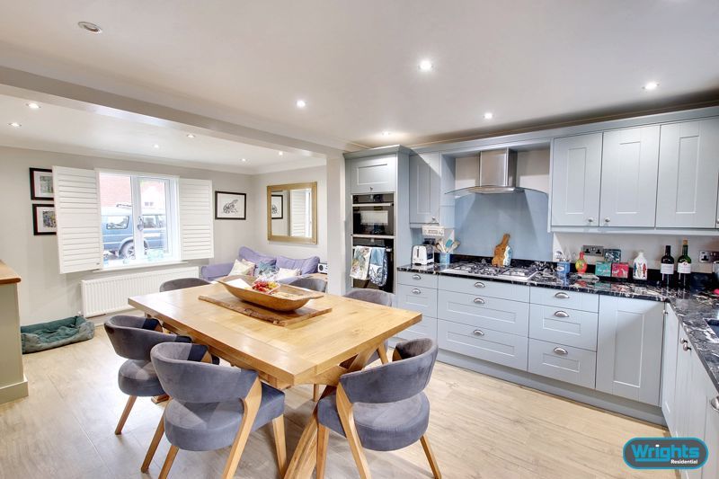 Property photo 2 of 23 Photo 19