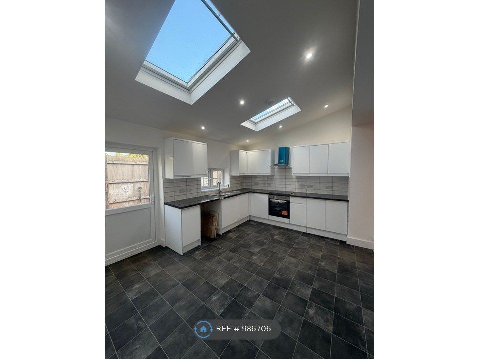 Property photo 1 of 15 Kitchen And Diner