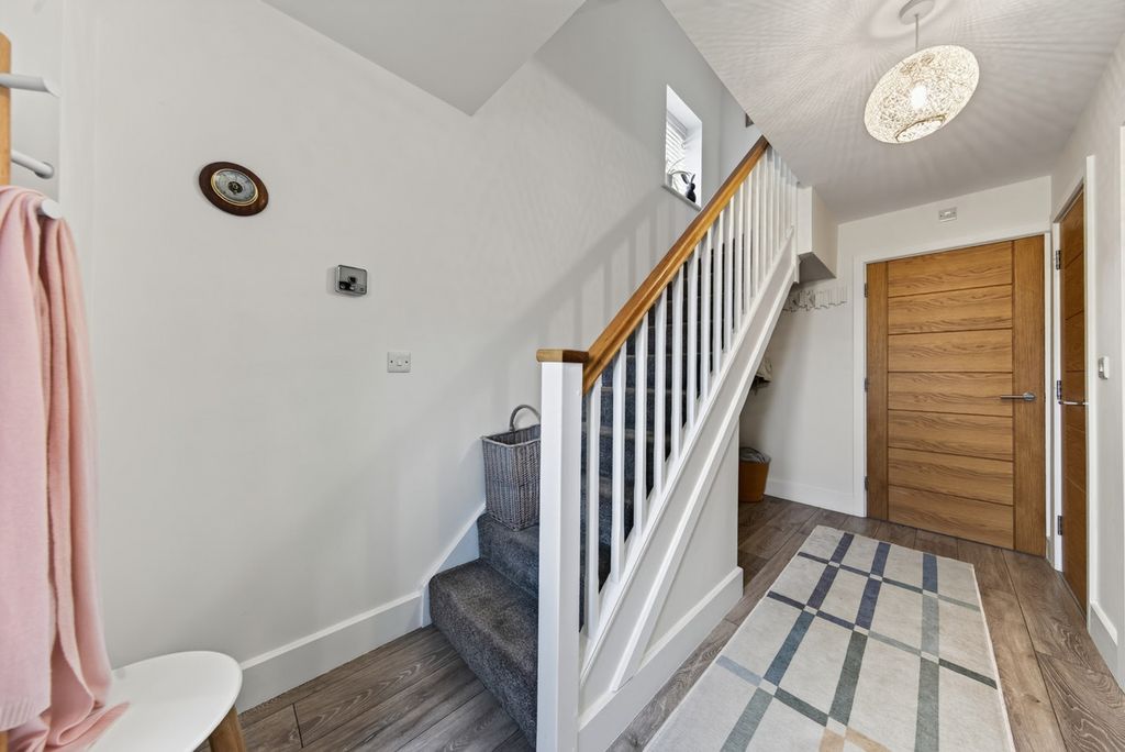 Property photo 2 of 49