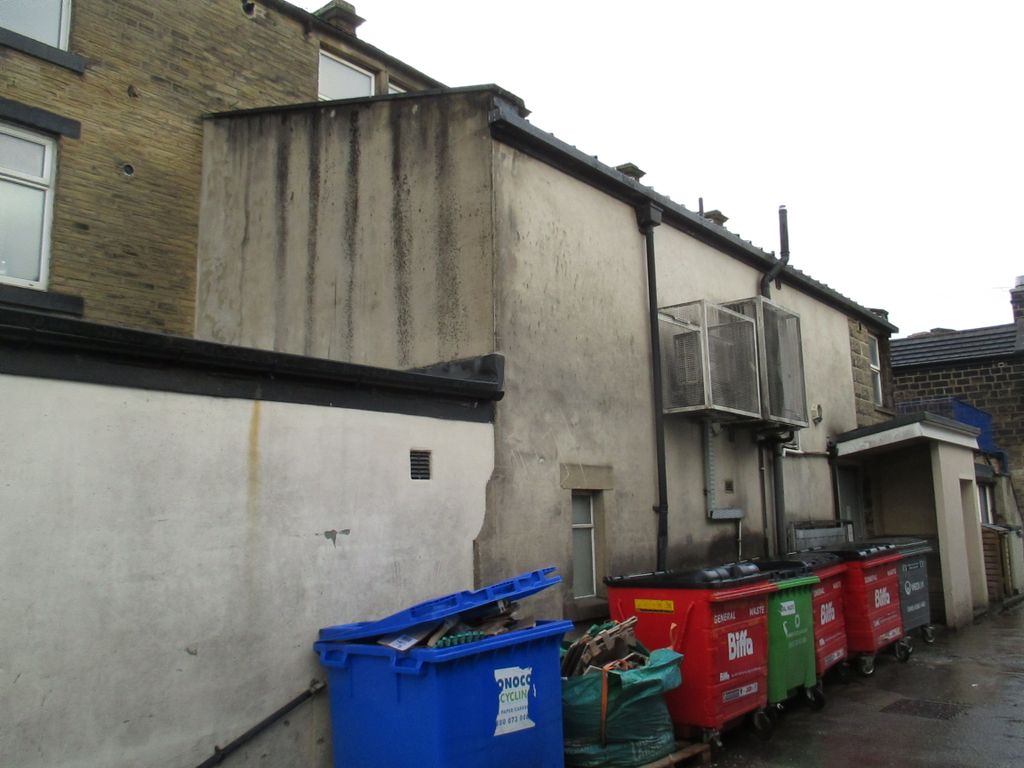 Property photo 3 of 3