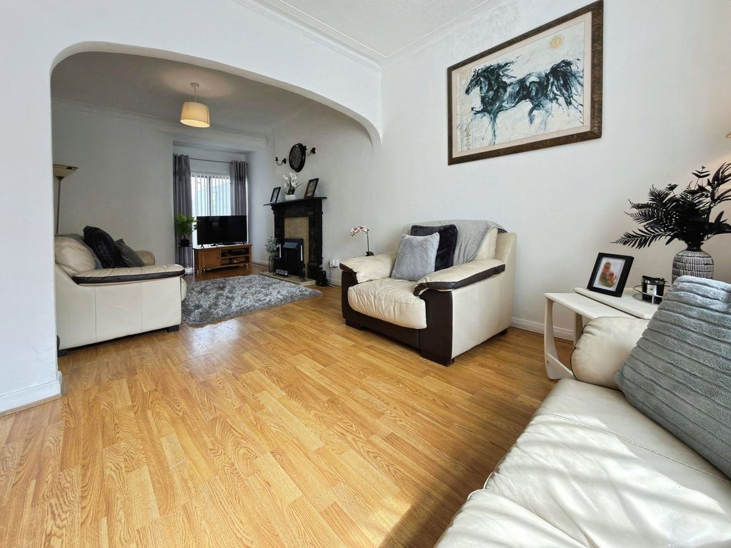 Property photo 3 of 29