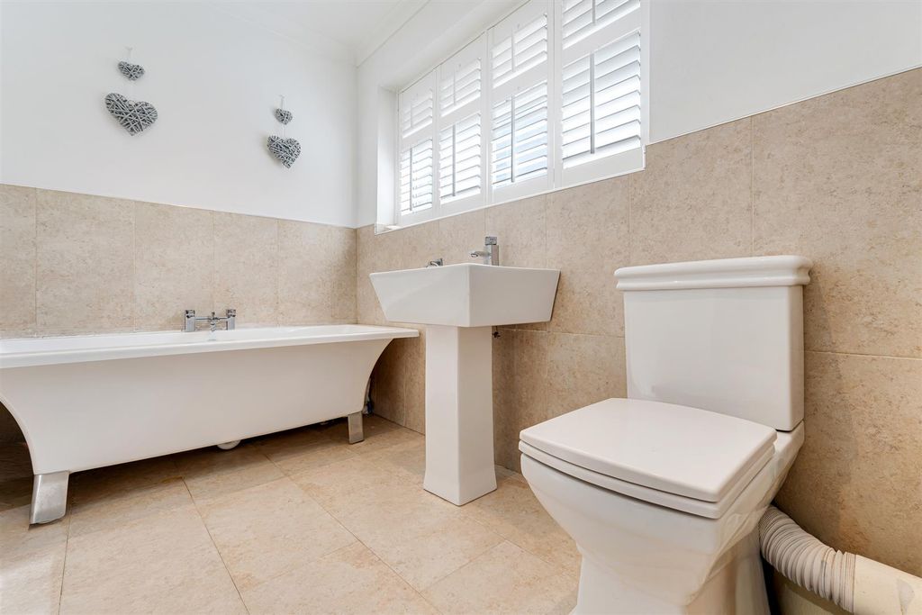 Additional image 28 of 4 bed detached house for saleStapleton Road, Formby, Liverpool L37