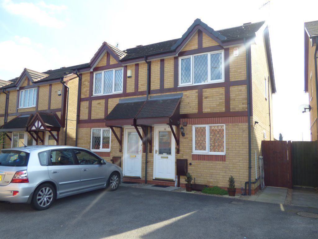 Property photo 1 of 12