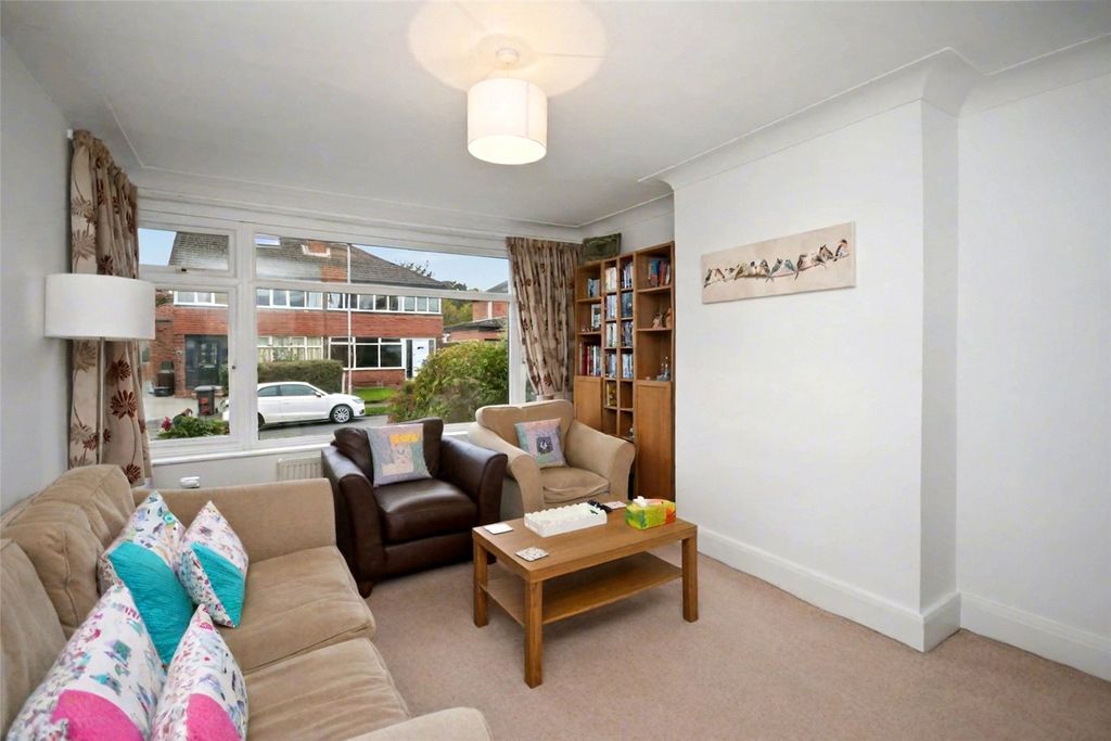 Property photo 2 of 15 Picture No. 37