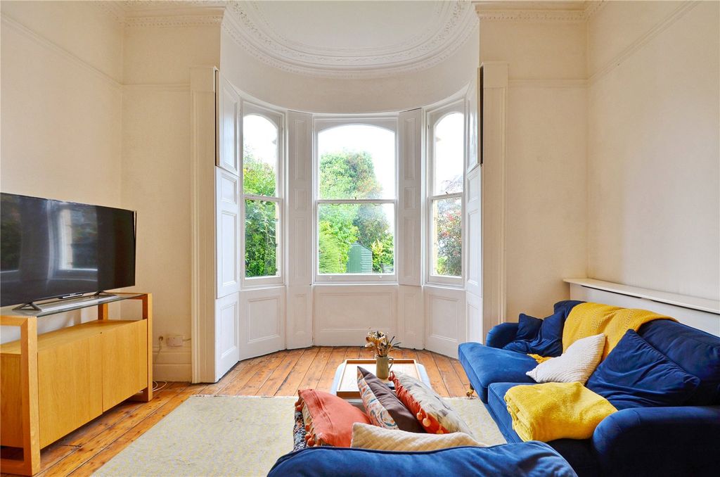 Property photo 2 of 12 Picture No. 09