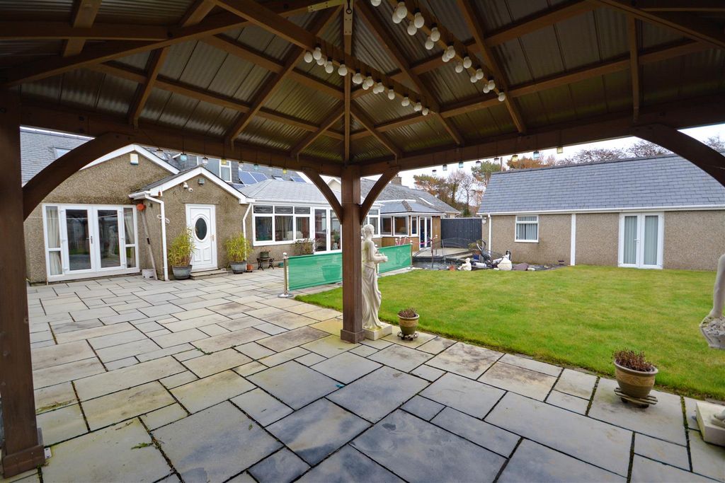Additional image 31 of 4 bed detached bungalow for saleMorfa Bychan, Porthmadog, Gwynedd LL49