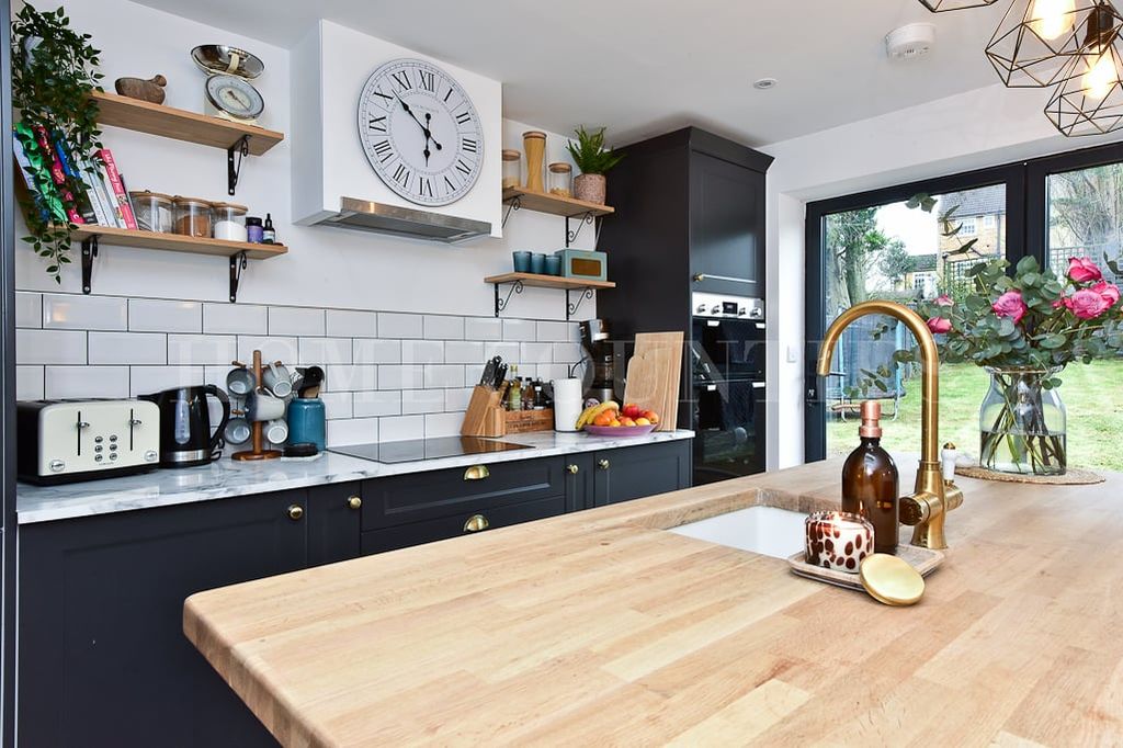 Property photo 2 of 29