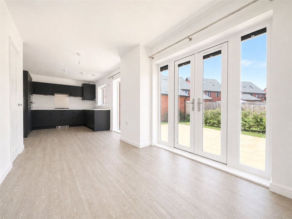 Property photo 2 of 16 Picture No. 05