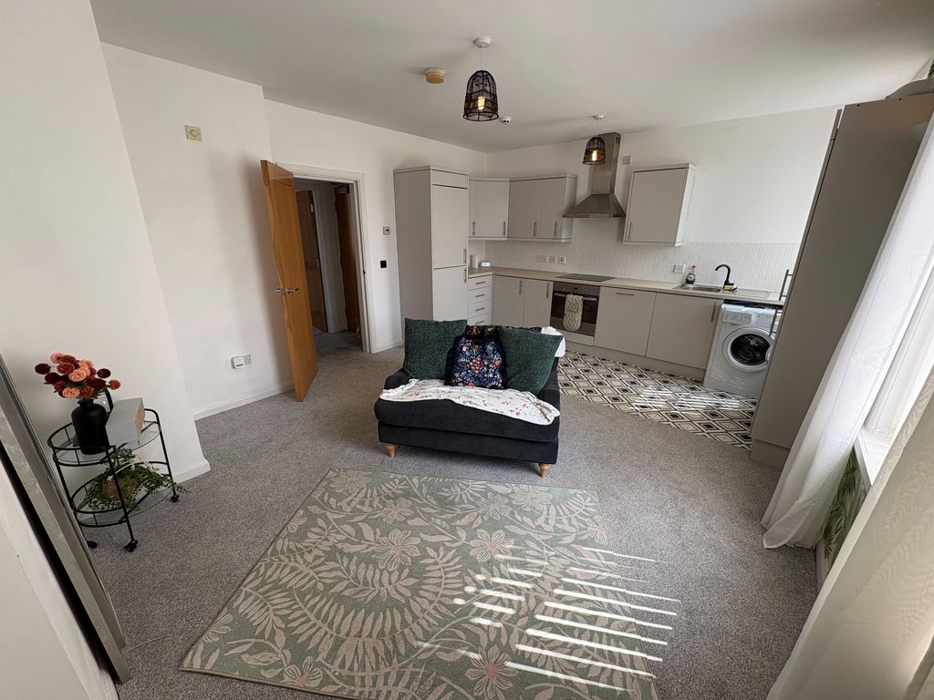 Property photo 3 of 9