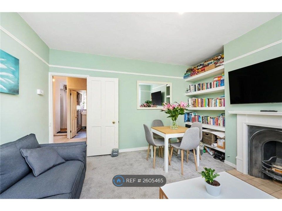 Property photo 3 of 12
