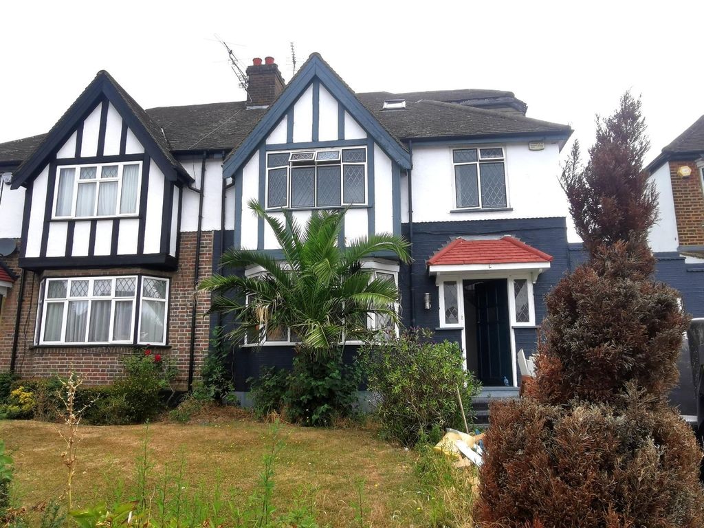 Property photo 1 of 15 2779710