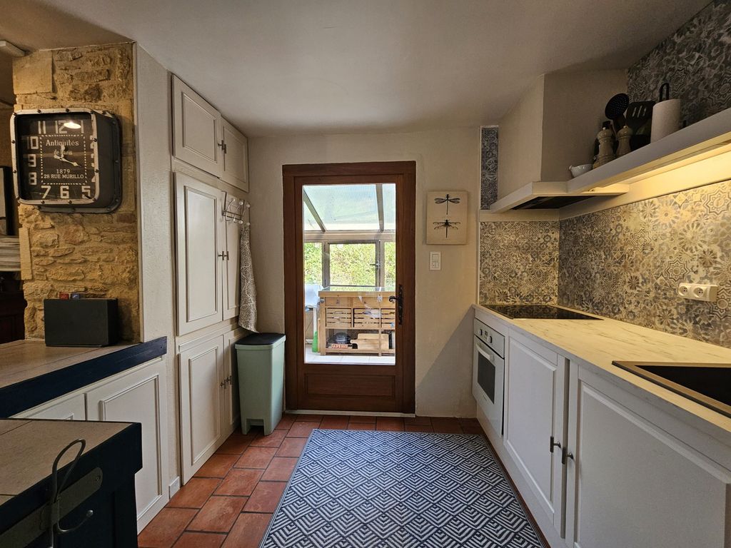 Property photo 3 of 26