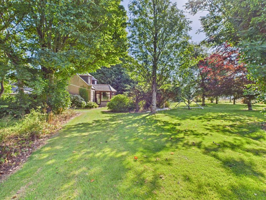 Property photo 2 of 33
