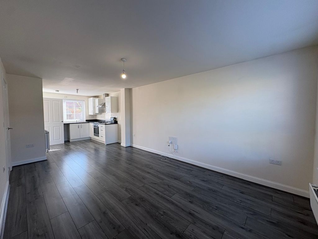 Property photo 3 of 15 Gallery