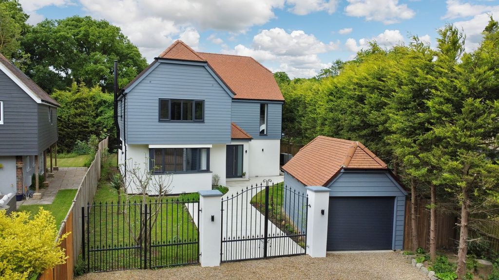 Property photo 1 of 25