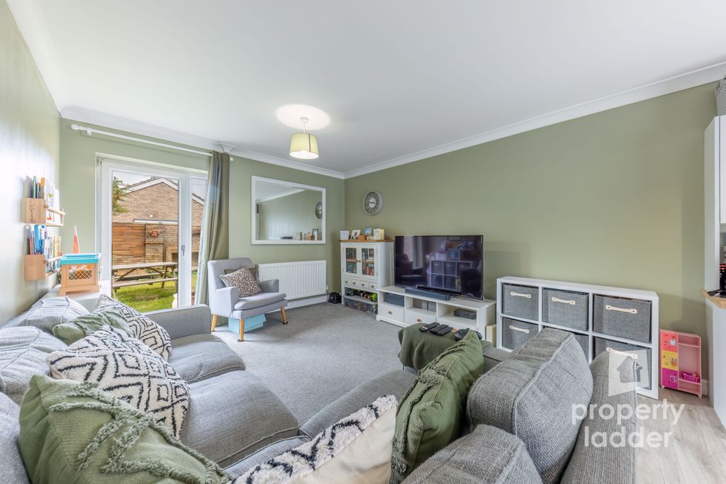 Property photo 3 of 22 Pl-3