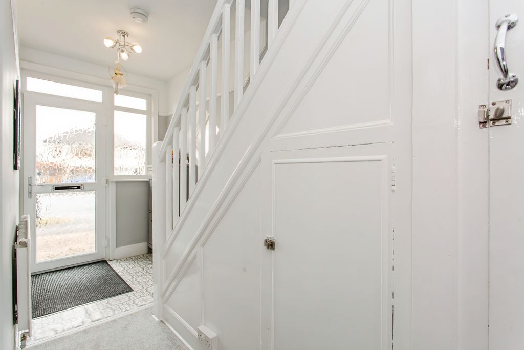 Property photo 3 of 23
