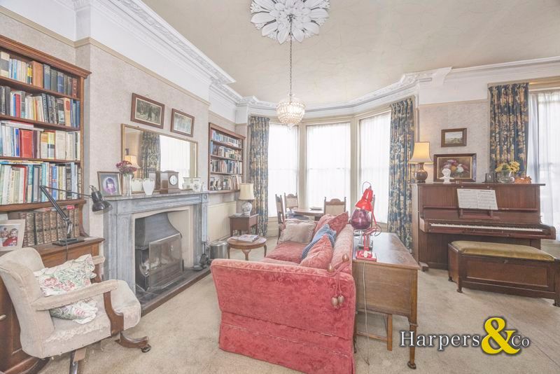 Property photo 2 of 21 Photo 7