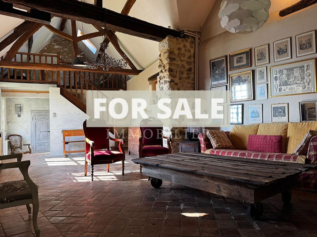 Property photo 2 of 18