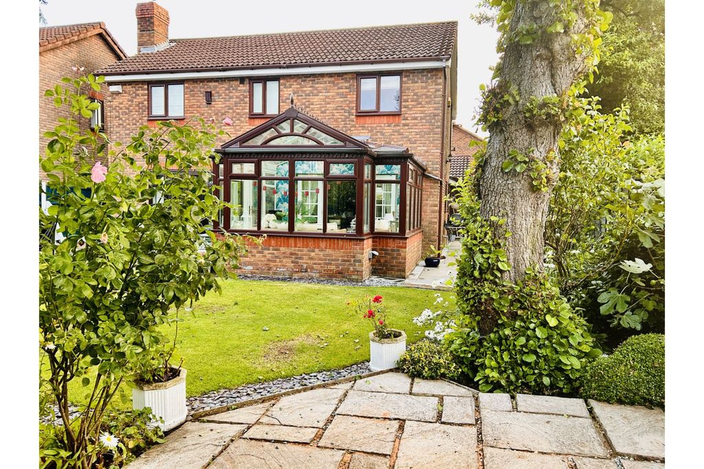 Property photo 2 of 29