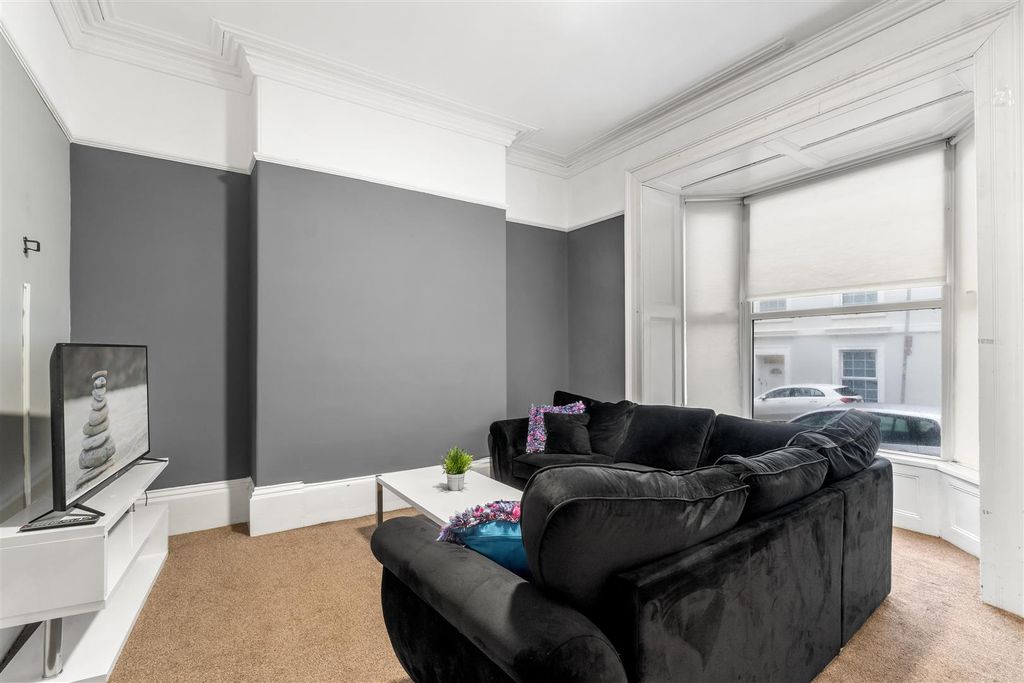 Property photo 2 of 12 02.Jpg