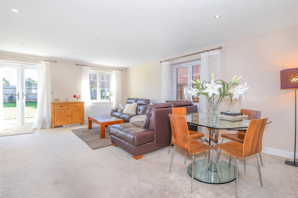 Property photo 2 of 8 Living Room