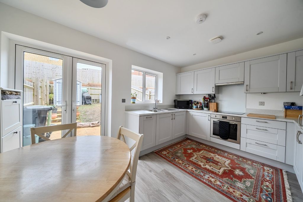Property photo 1 of 16 Kitchen/Dining Room