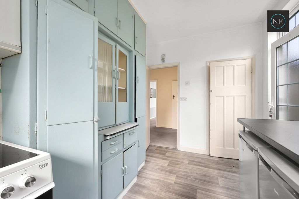 Property photo 2 of 29 4996603