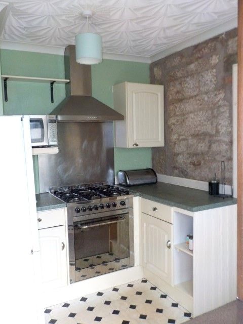 Property photo 3 of 11