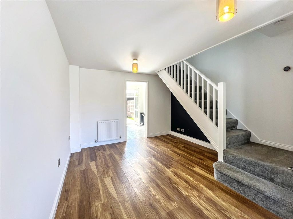 Property photo 2 of 10 Img_8695.Jpg