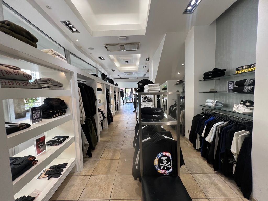 Property photo 2 of 8 Photo 1