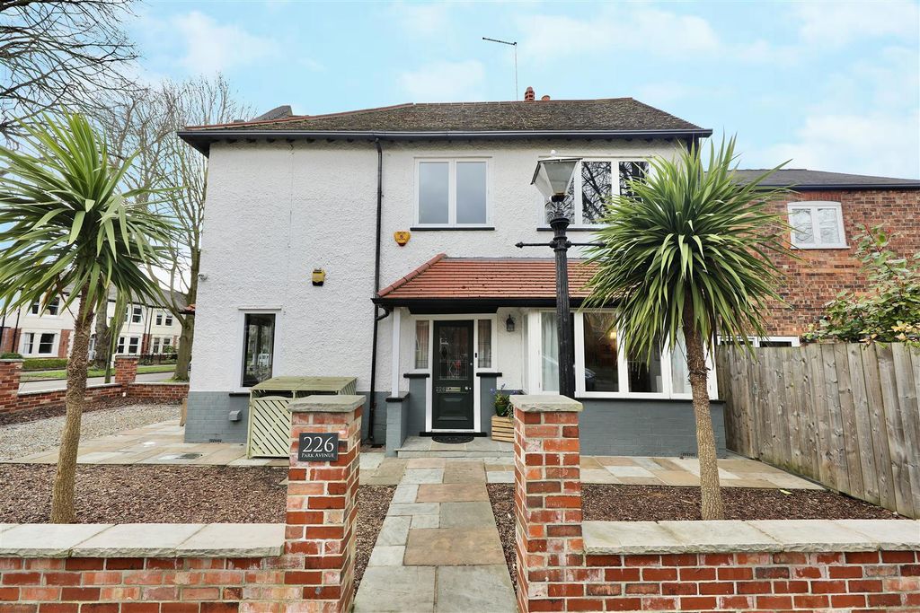 Property photo 1 of 21 0A9A6197.Jpg