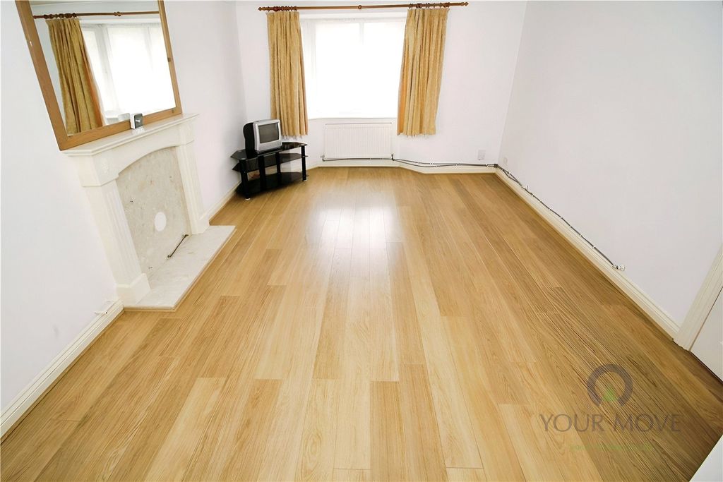 Property photo 2 of 15 Living Room