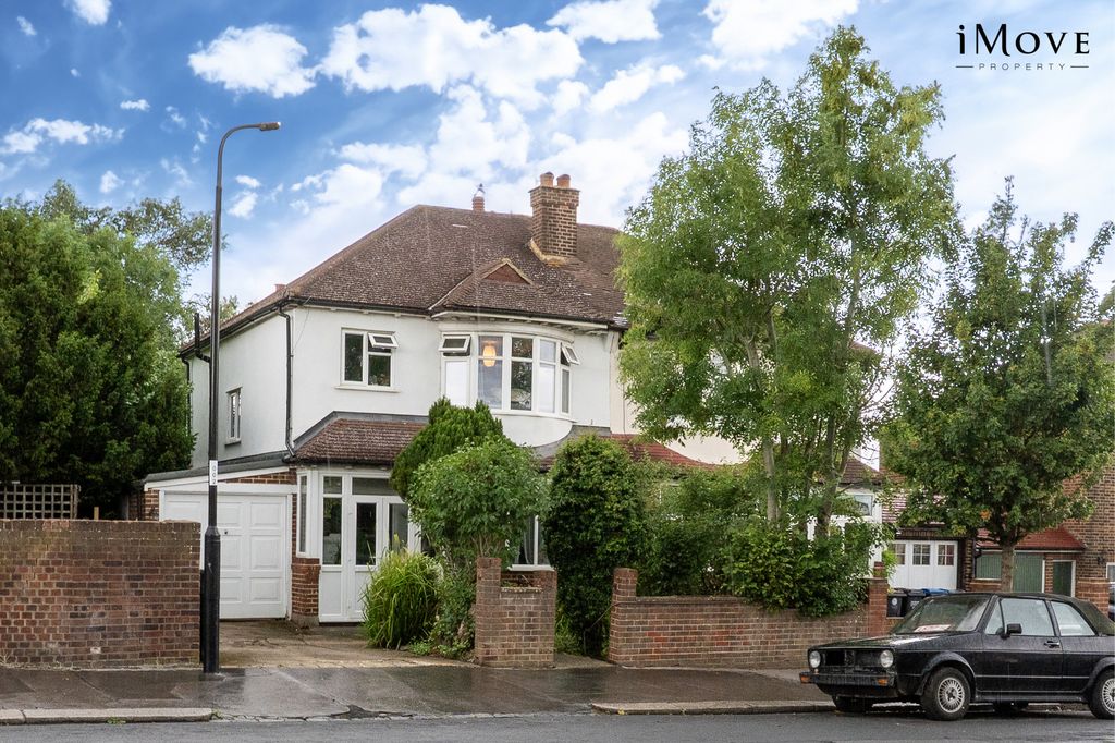 Property photo 1 of 14