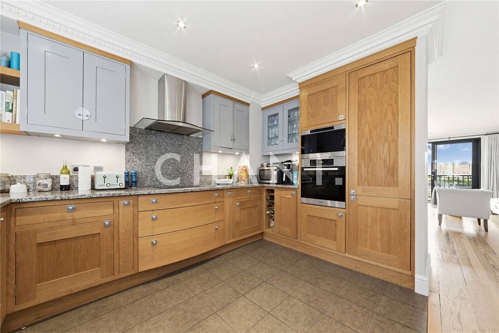 Property photo 1 of 24 Picture No. 22