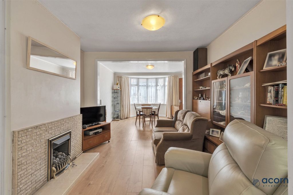Property photo 3 of 18 Picture No. 09