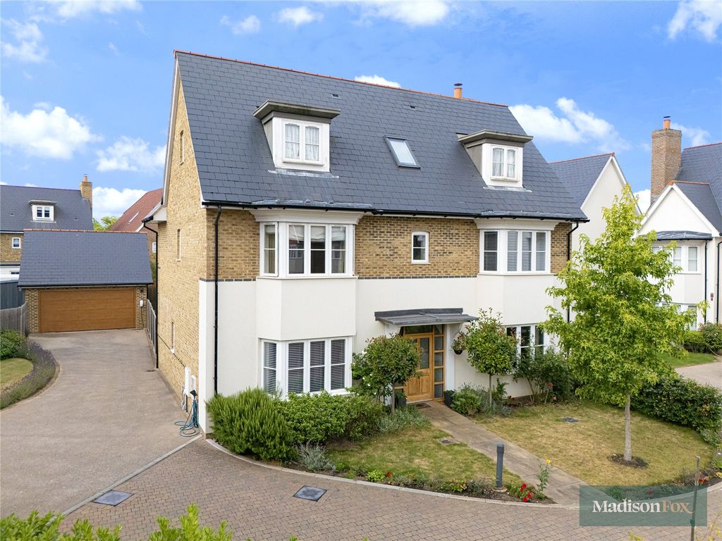 Property photo 1 of 36 Picture No. 03