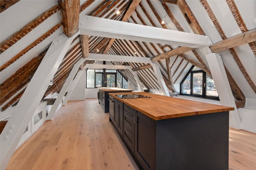 Property photo 2 of 21 Picture No. 04