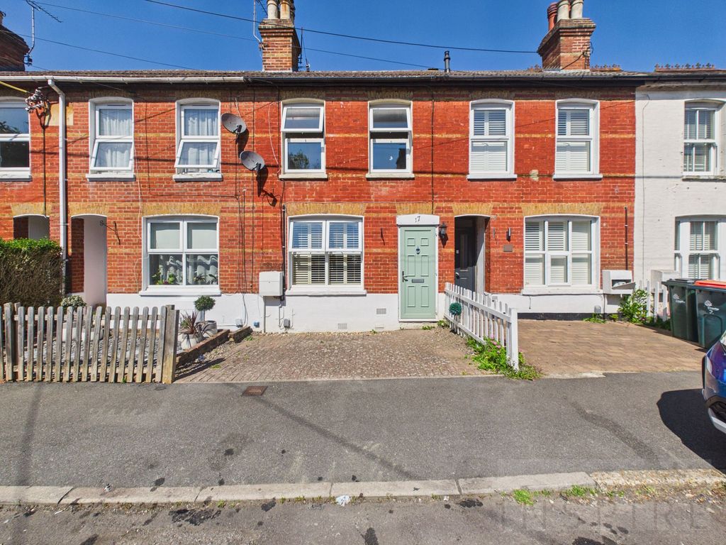 Property photo 1 of 17