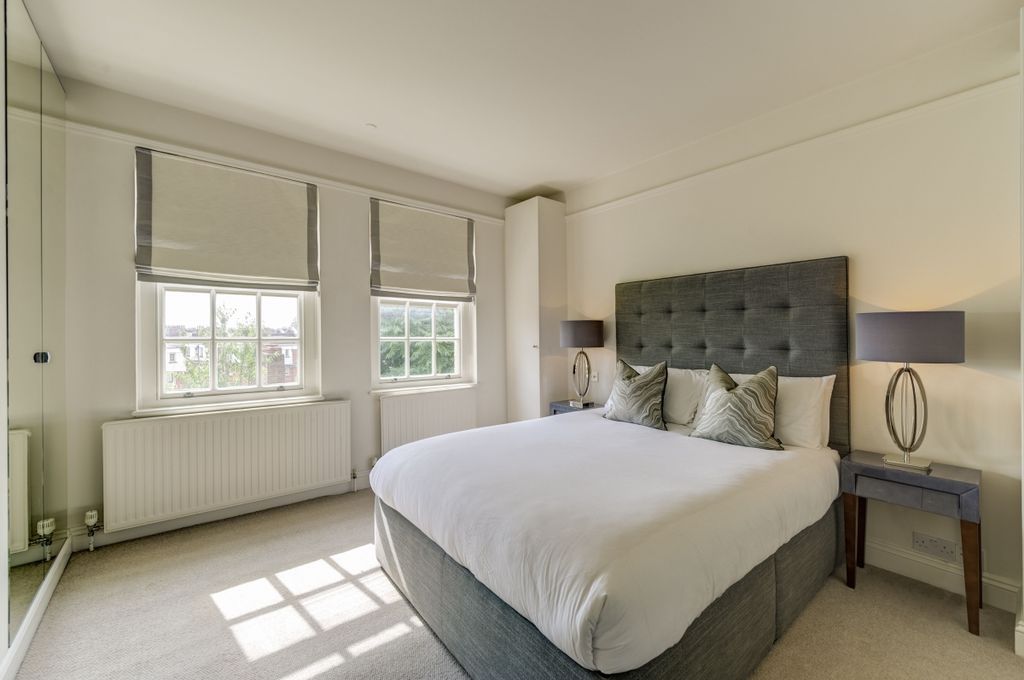 Property photo 2 of 8 4