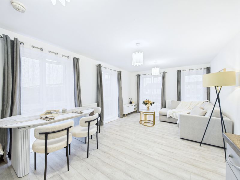 Property photo 3 of 16 Photo 8