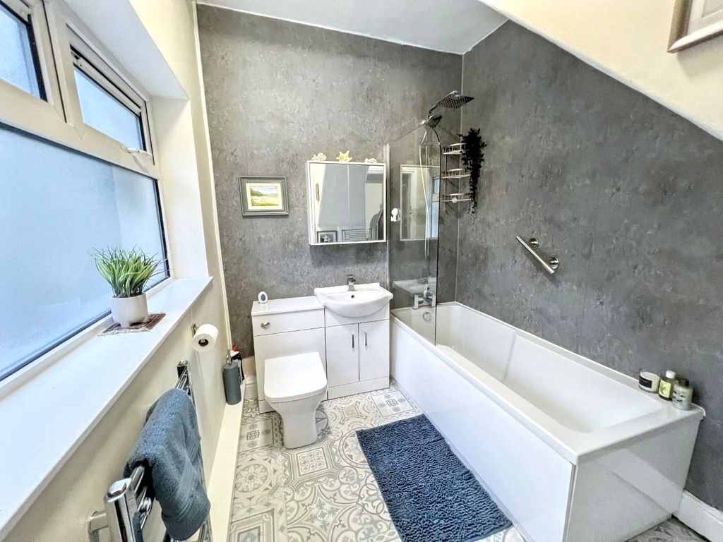 Additional image 5 of 3 bed terraced house to rentDerwent Street, Hartlepool TS26