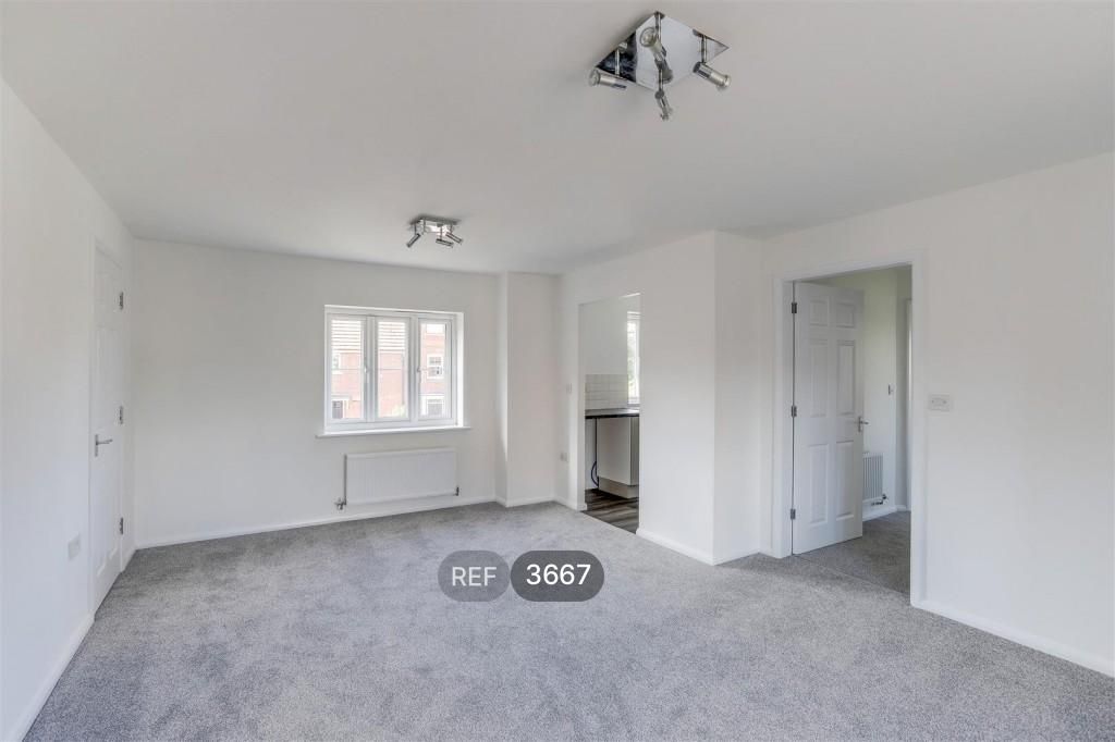 Property photo 3 of 11 Living/Dining Room