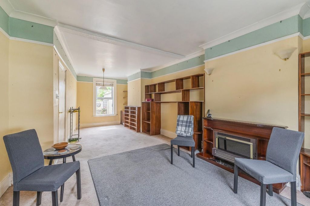 Property photo 2 of 16 Reception Room