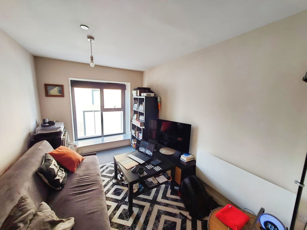 Property photo 2 of 7 Picture No. 04