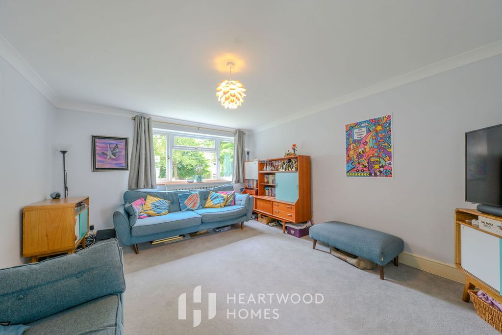 Property photo 2 of 22