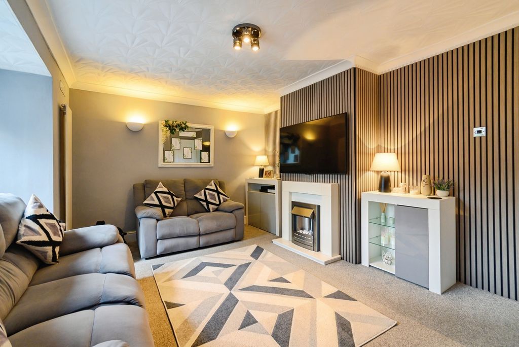 Property photo 2 of 22 Pbox-Img.Jpg