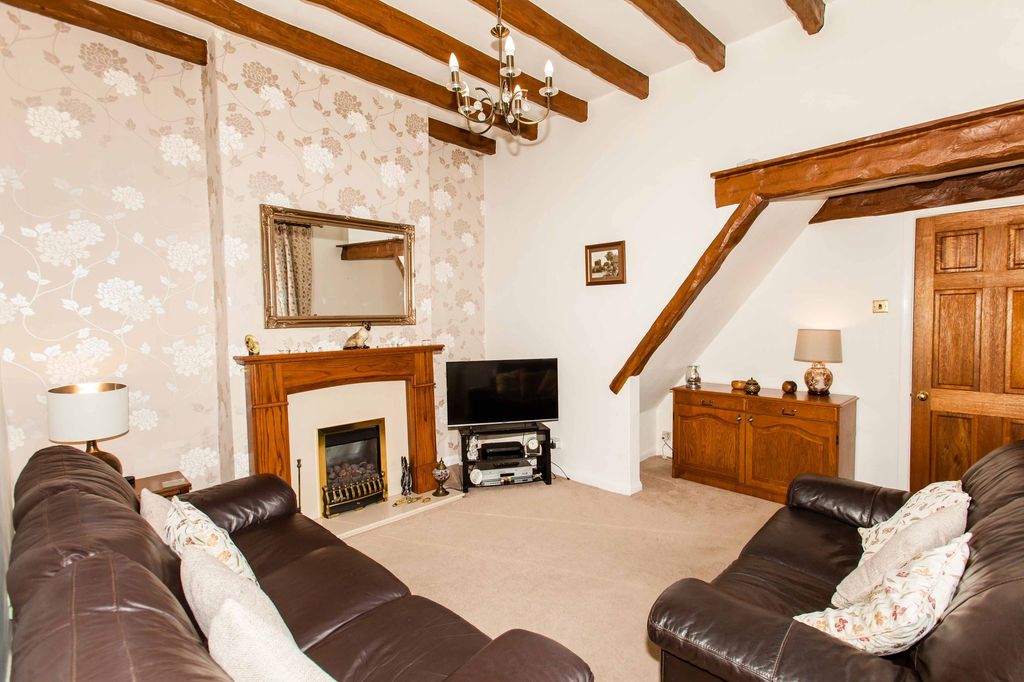 Property photo 3 of 26